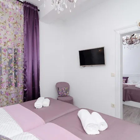 Sorgo Palace 4*