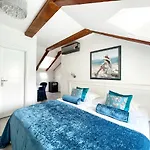 招待所 Sorgo Palace 斯顿