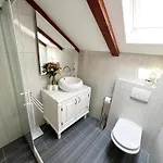 Sorgo Palace Gasthuis 4*