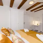 Sorgo Palace 4* 斯顿