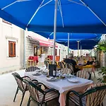 Sorgo Palace 4*