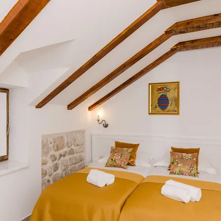 Sorgo Palace 4* Ston