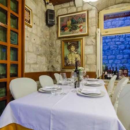 Guest house Sorgo Palace