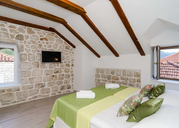 Sorgo Palace 4* Ston