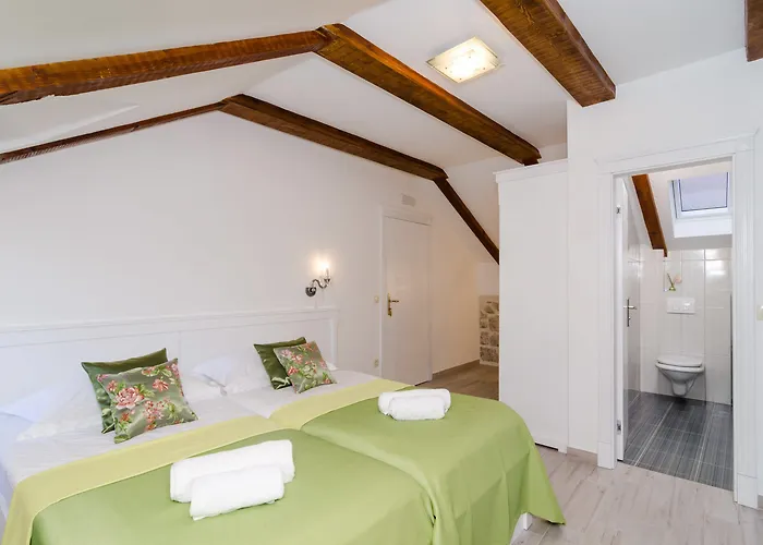 Gostinjska kuća Sorgo Palace 4*