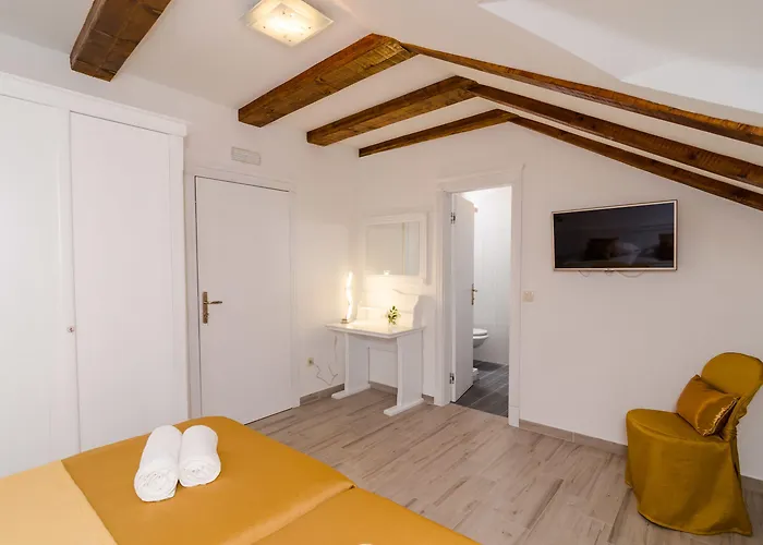 Sorgo Palace 4* Ston